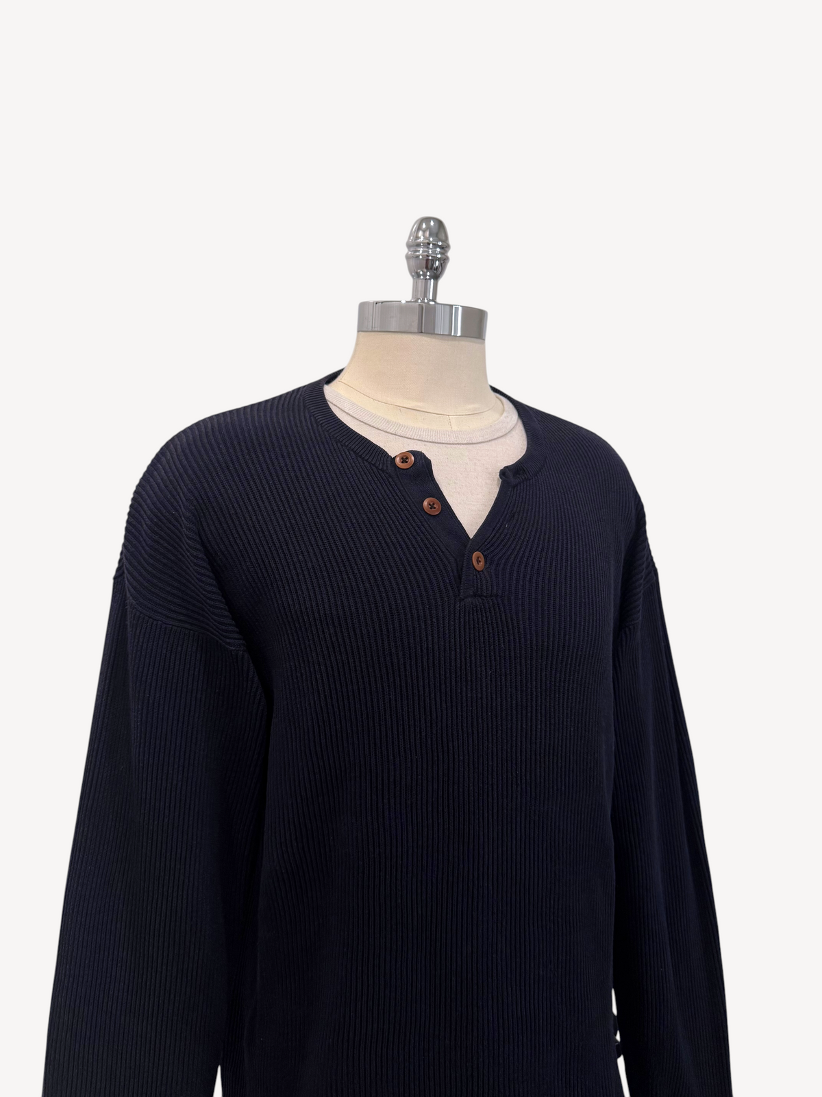 90s Banana Republic Henley Sweater (XL)
