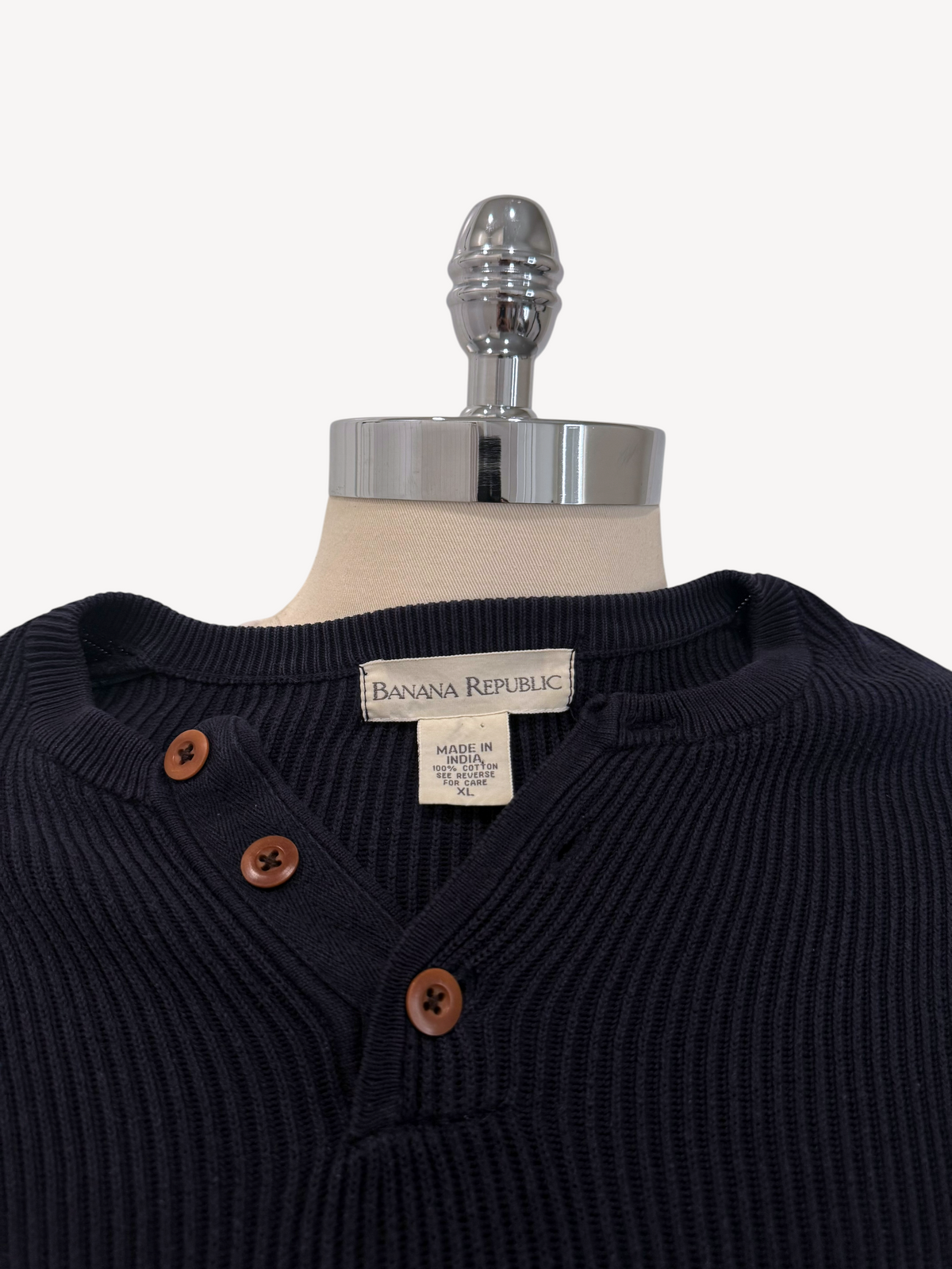 90s Banana Republic Henley Sweater (XL)