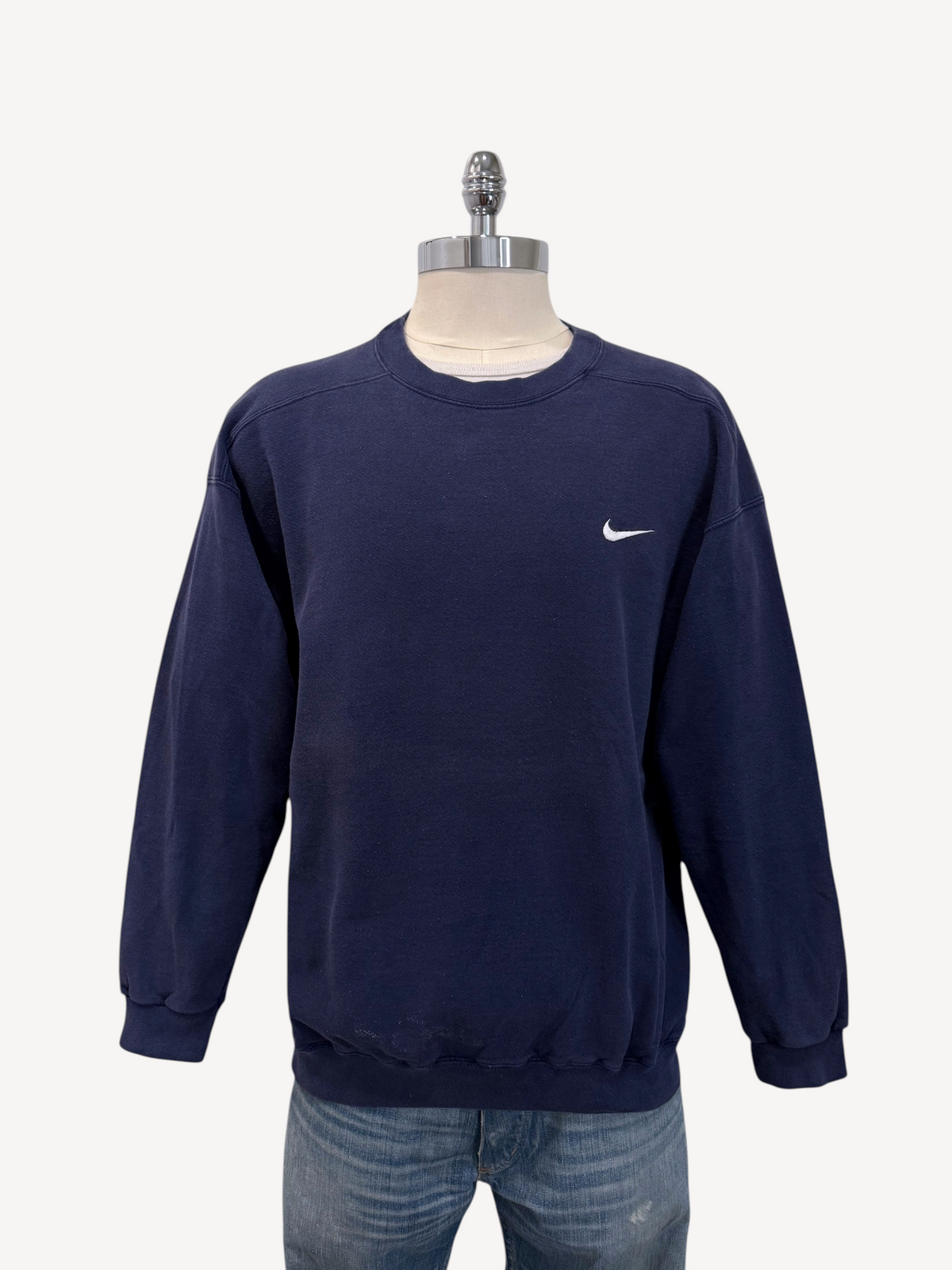90s Nike Essential Sweatshirt (L)