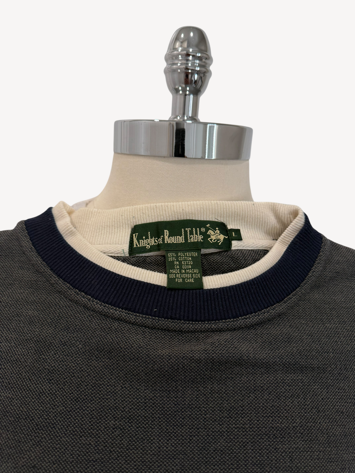 90s Knights of Round Table Striped Sweatshirt (L)