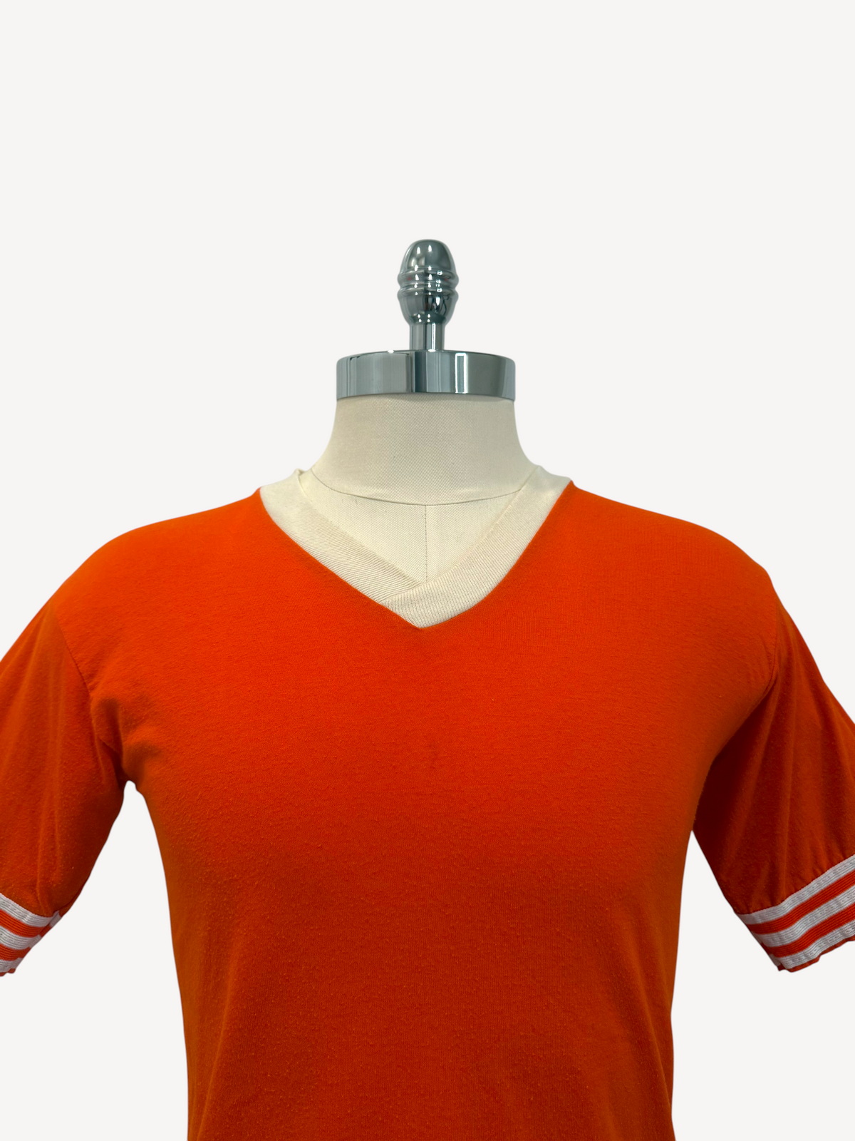 70s Sportswear V-Neck Jersey Tee (M)
