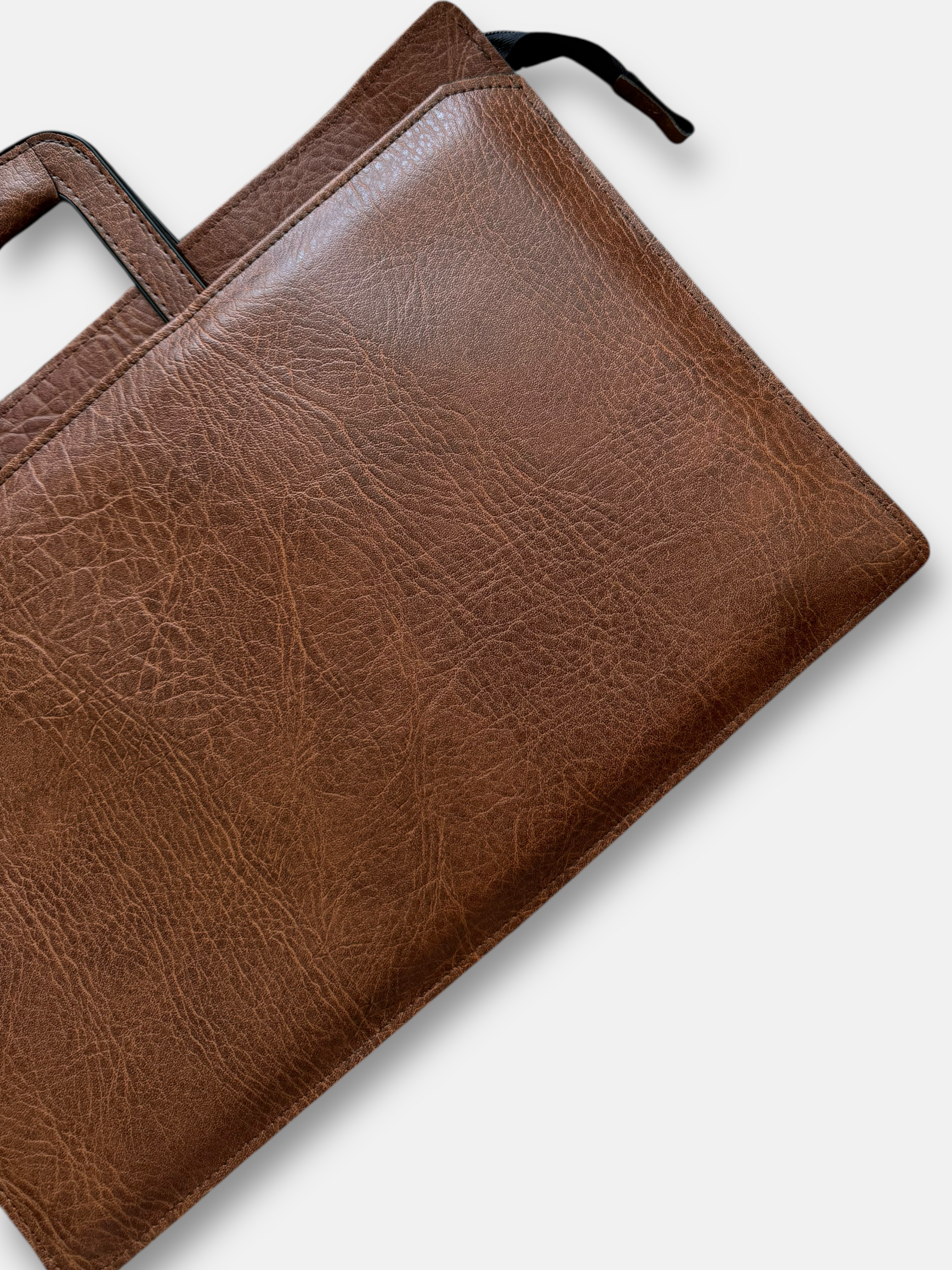 90s Leather Laptop Bag (16.5x11)
