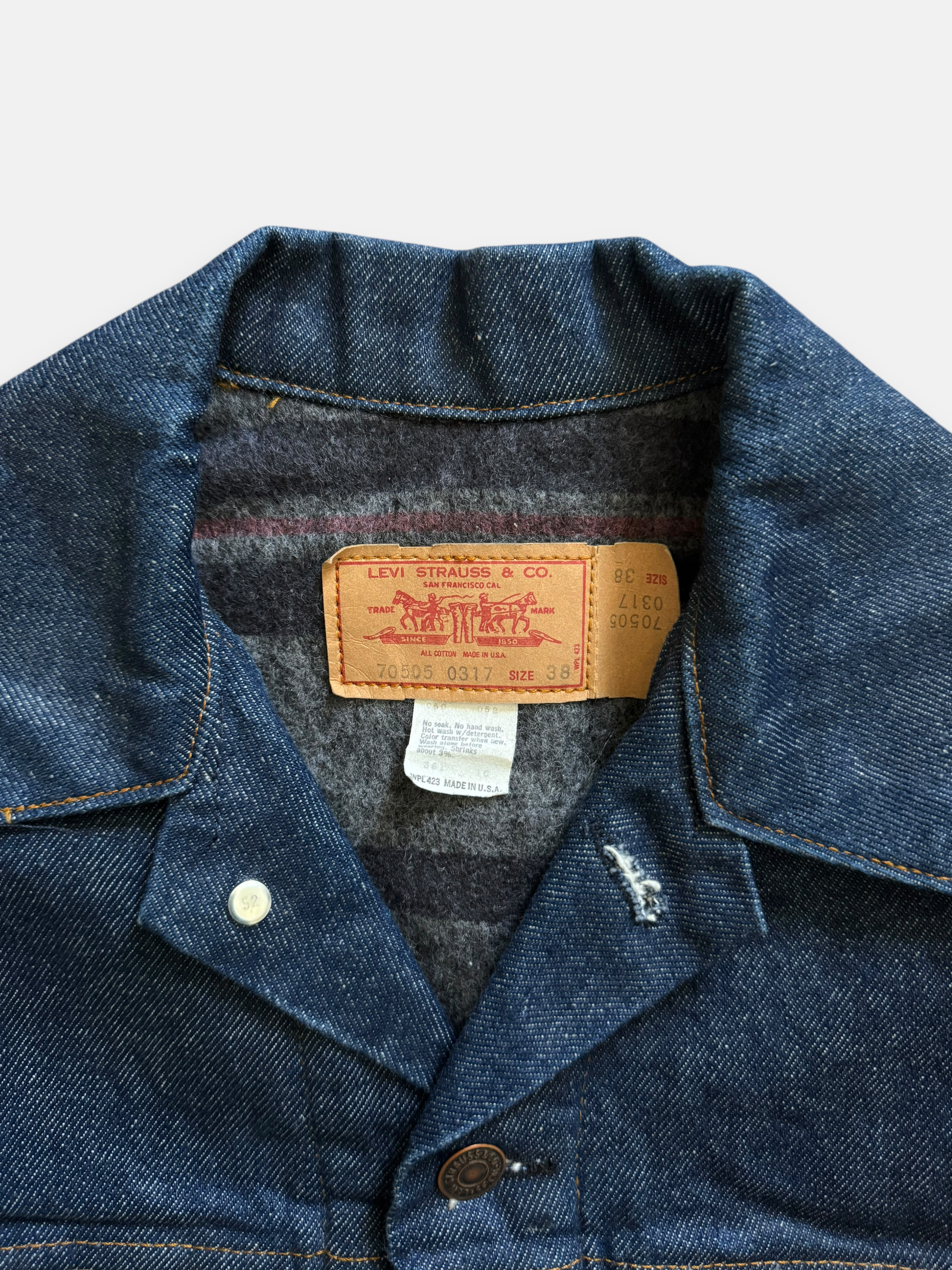70s Levi's Type 3 Blanked Lined Denim Trucker Jacket 70505-0317 (M)