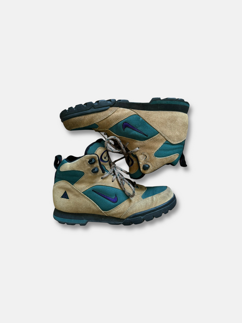 90s Nike ACG Air Caldera Hiking Boots (M8/W9)