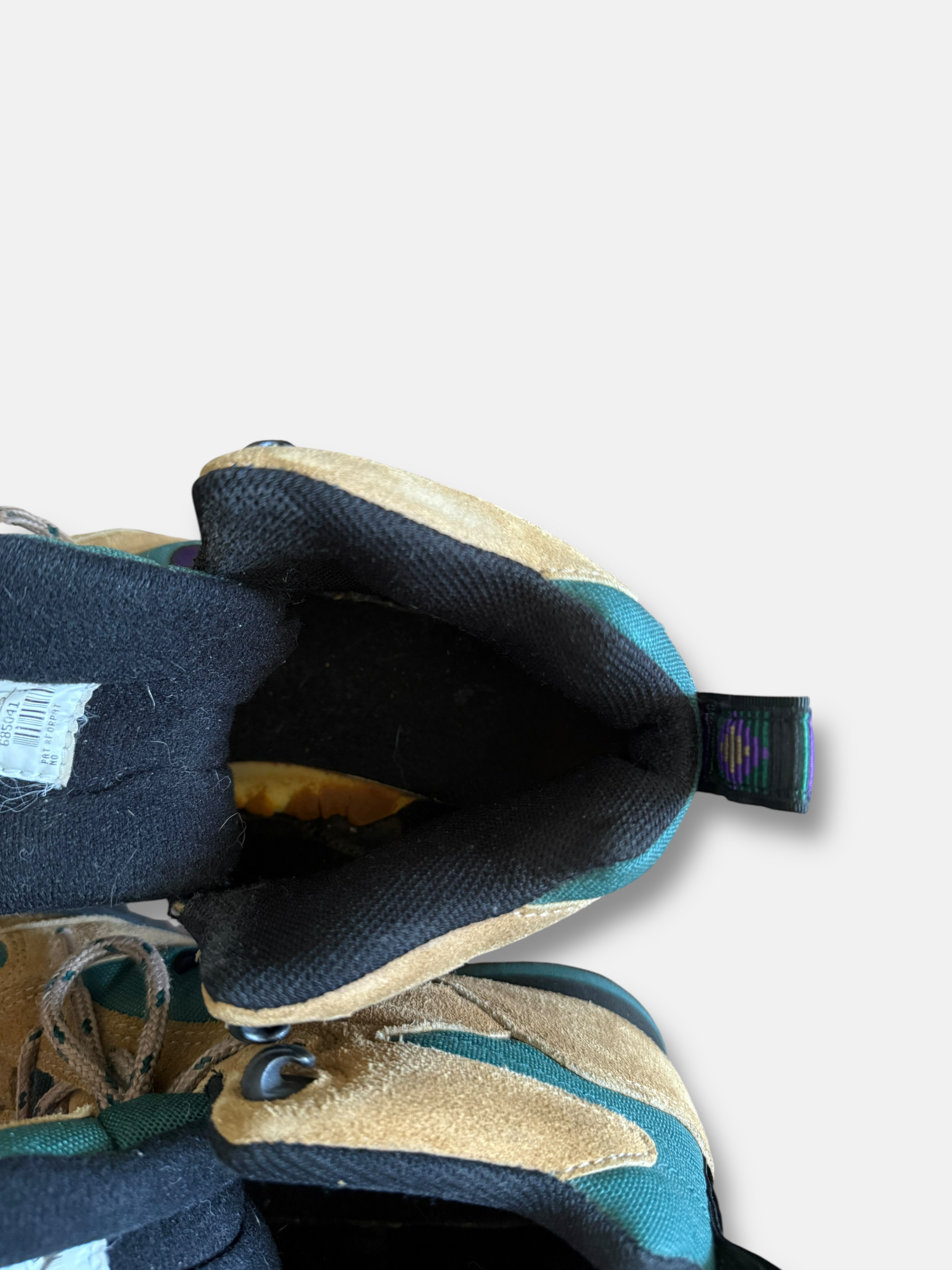 90s Nike ACG Air Caldera Hiking Boots (M8/W9)