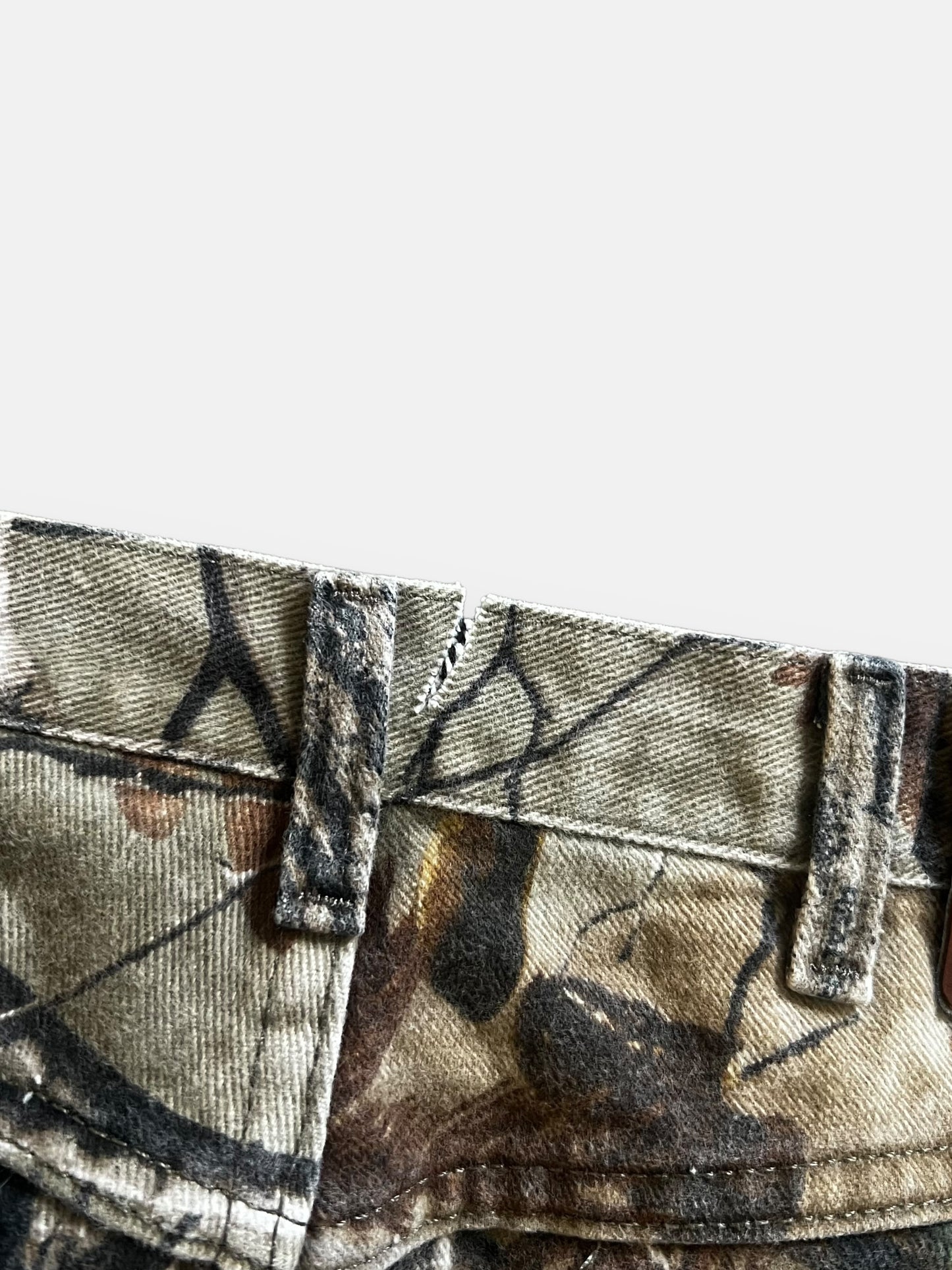 00s Wrangler Camo Pants (34x36)