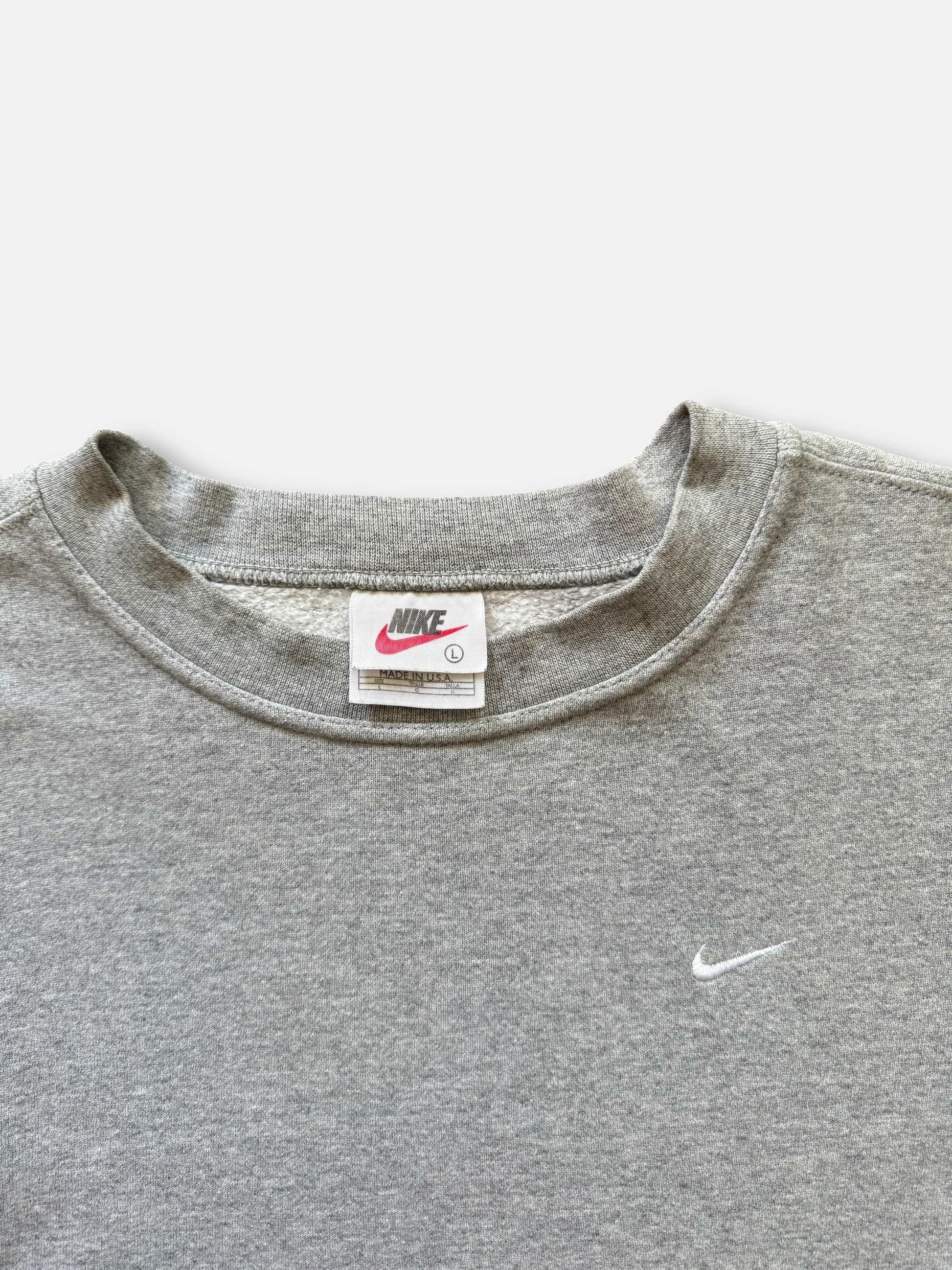 90s Nike Essential Sweatshirt (L)