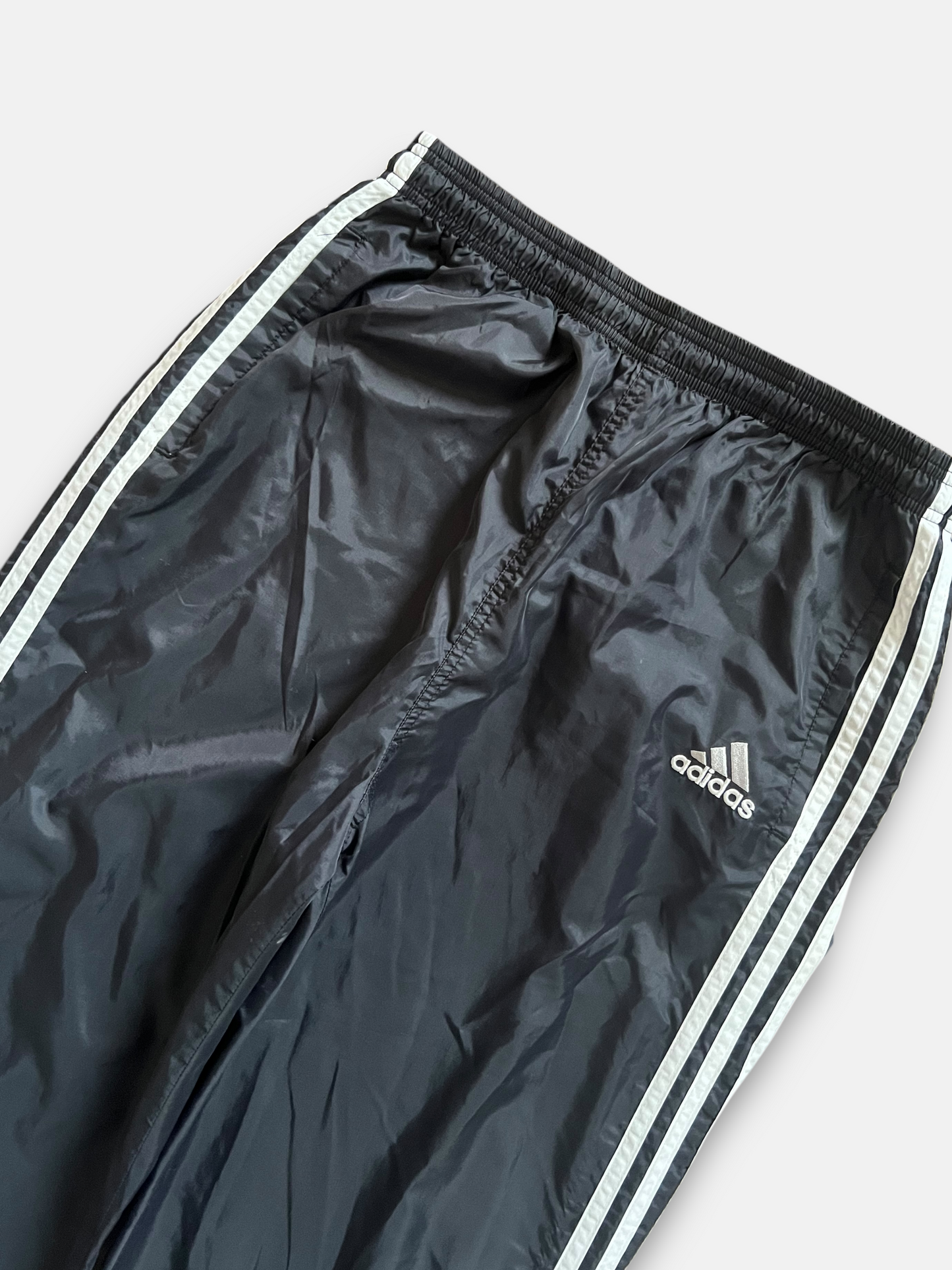 90s Adidas Nylon Pants (M)