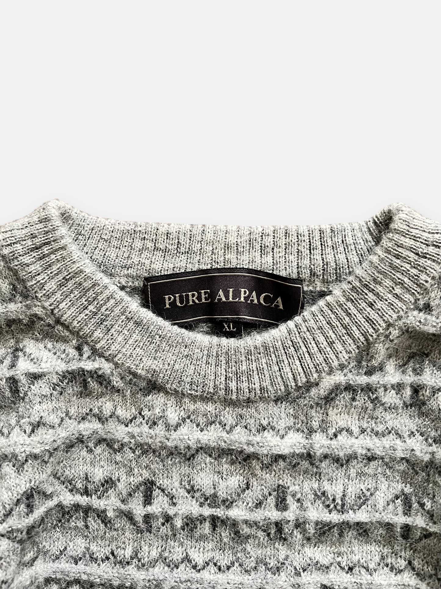 90s Pure Alpaca Sweater (M)