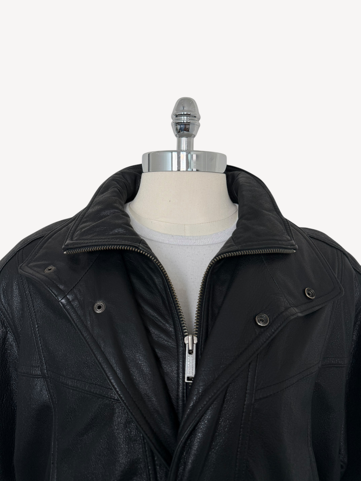 90s Wilson's Biker Bomber Leather Jacket (L)
