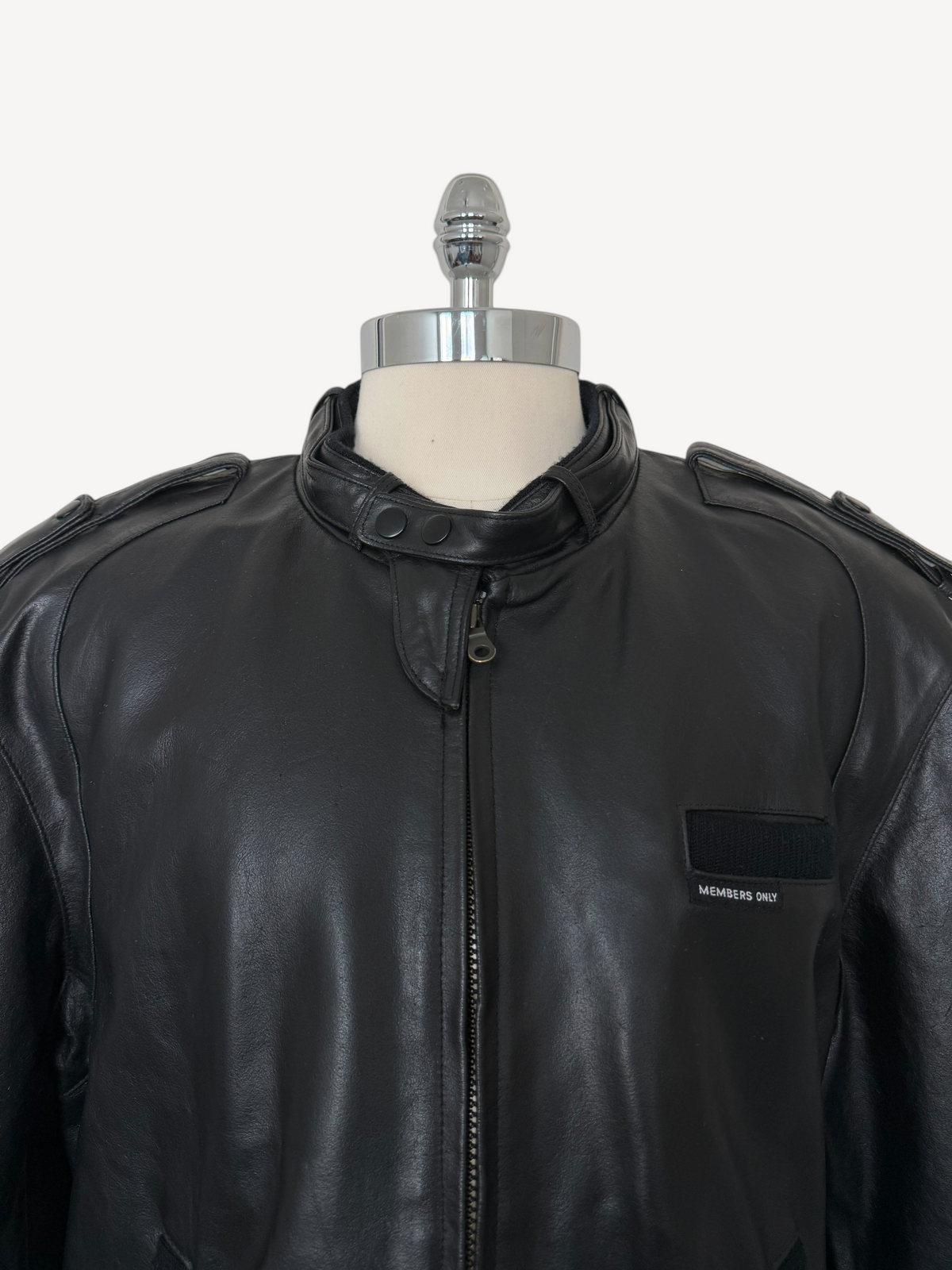 90s Members Only Bomber Leather Jacket (XL)