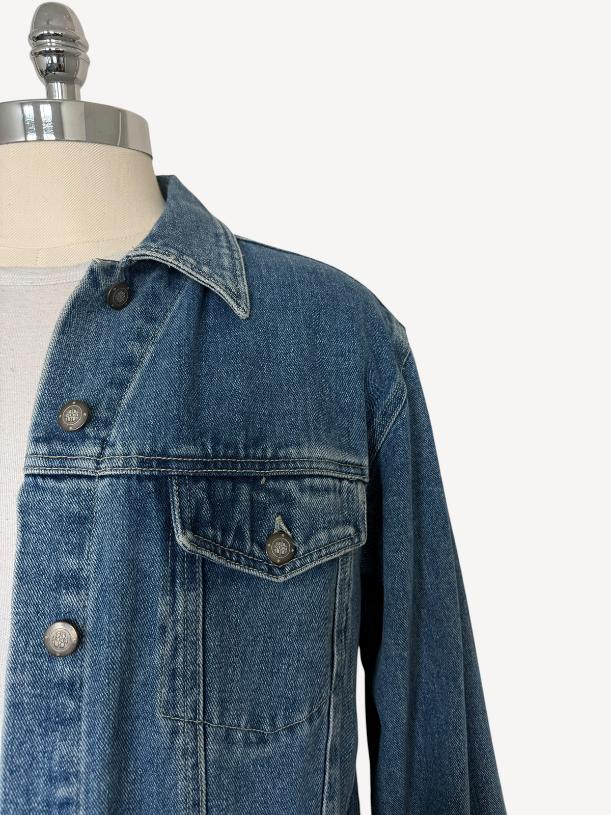 90s Bill Blass Denim Trucker Jacket (L)