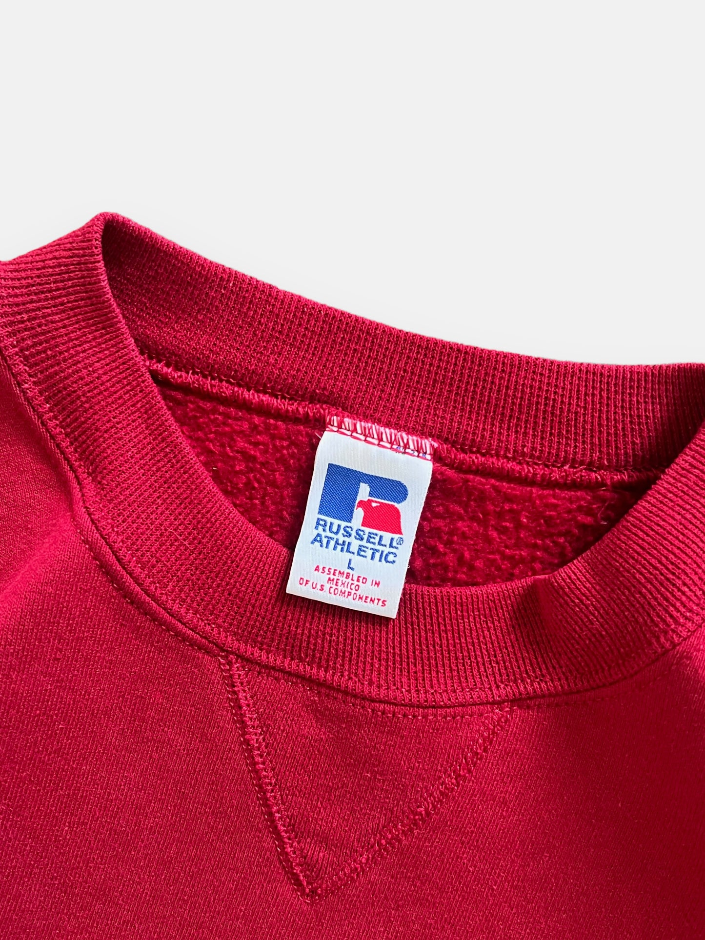 00s Russell Essential Sweatshirt (L)