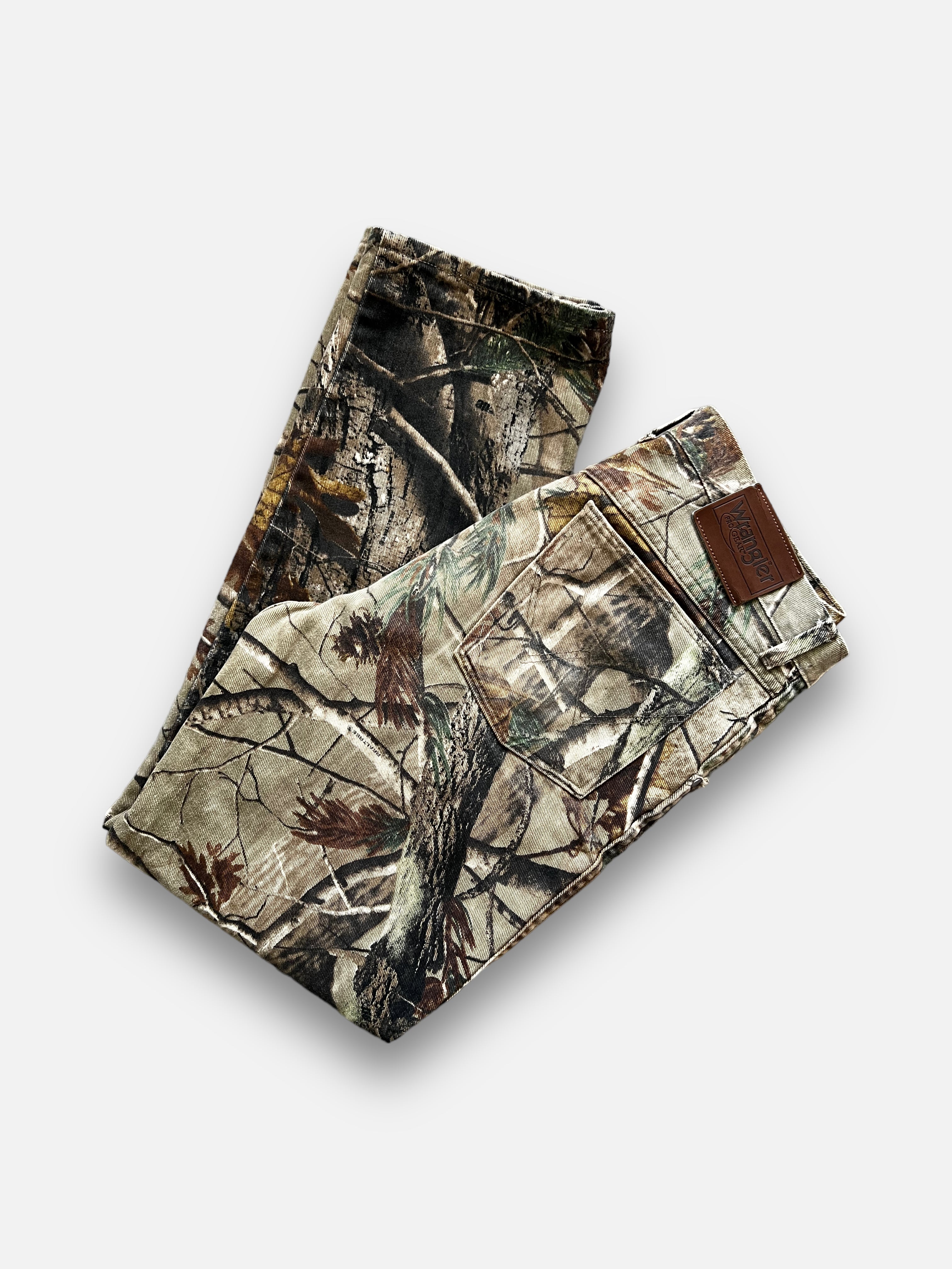 00s Wrangler Camo Pants (32x32)